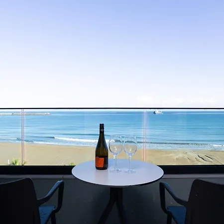 Poseidon Hotel 2*