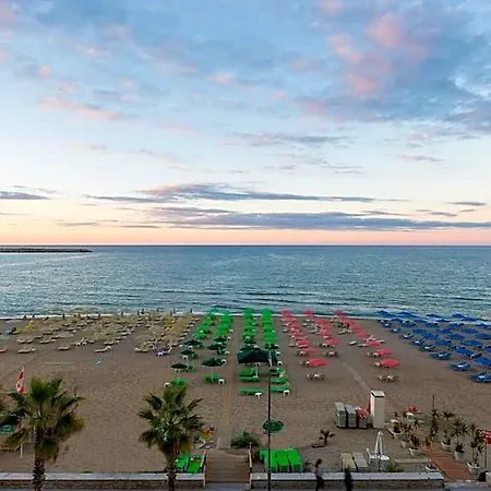 Poseidon Hotel 2*