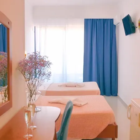 Poseidon Hotel 2*