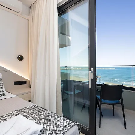 Poseidon Hotel 2*
