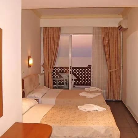 Poseidon Hotel 2*